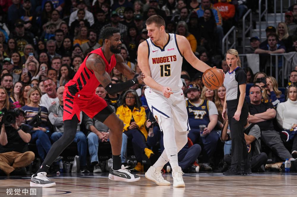 陷入紛爭 陷入紛爭