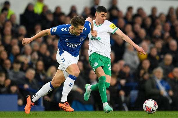 術風格以穩 術風格以穩